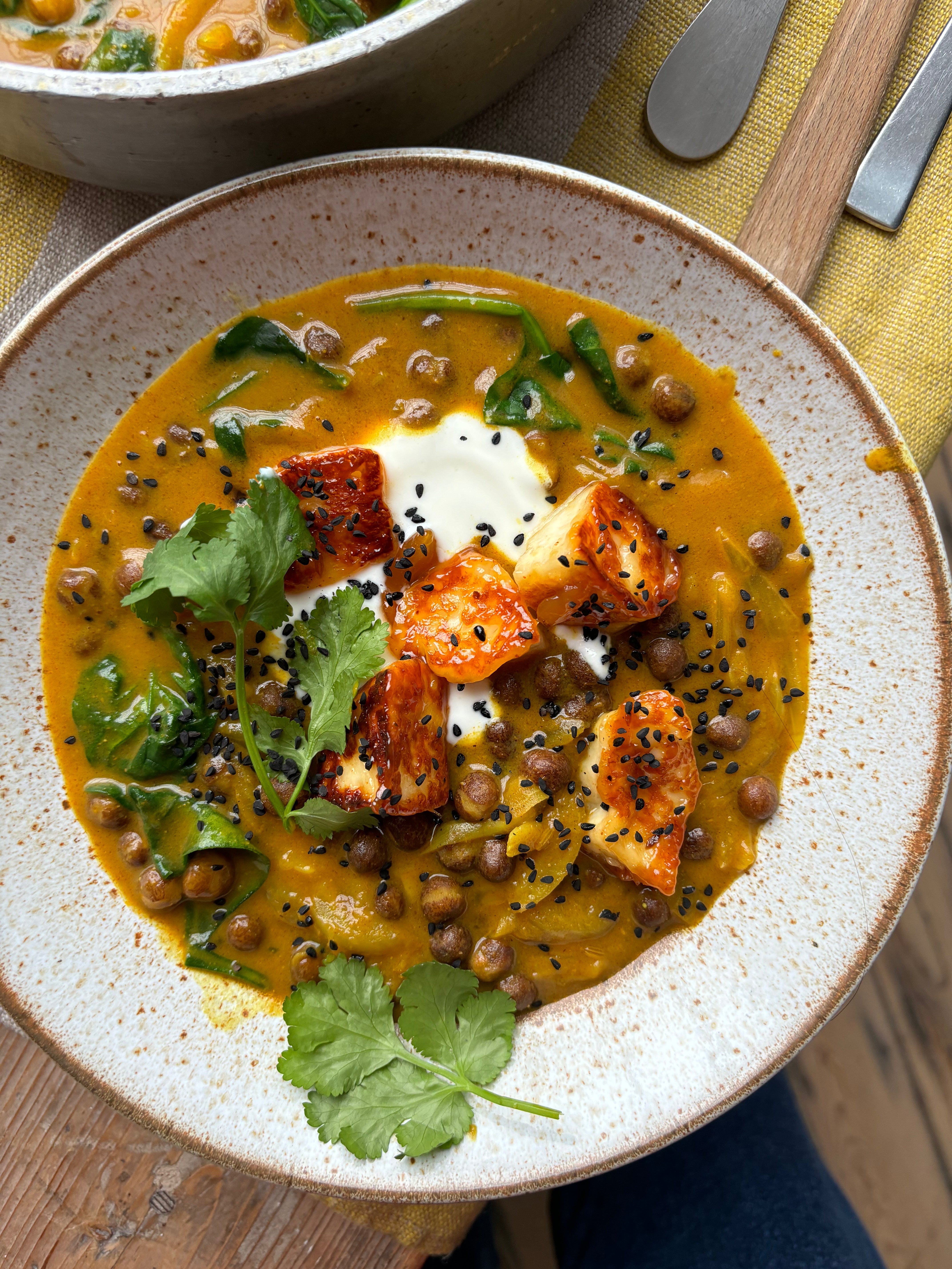 Carlin Pea Saag with Mango Chutney-Glazed Halloumi